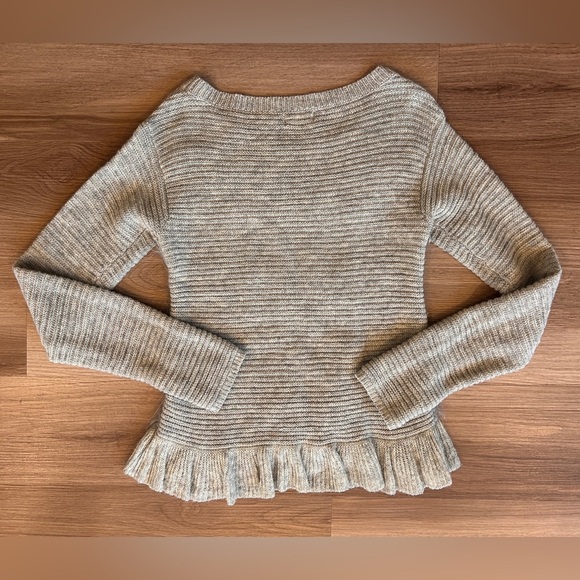 Sleeping On Snow Anthropologie Ruffled Fuzzy Sweater Gray SP Pullover Knit Wool - Picture 8 of 8